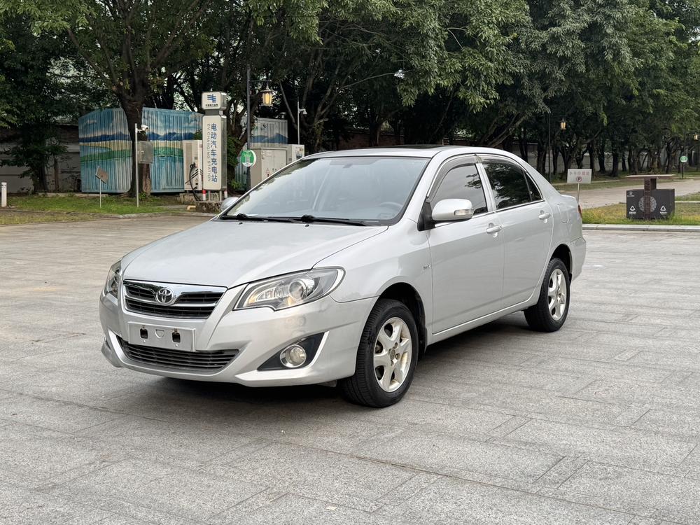 Toyota Corolla (Classic) 2015 Toyota Corolla (Classic) 2015 car image