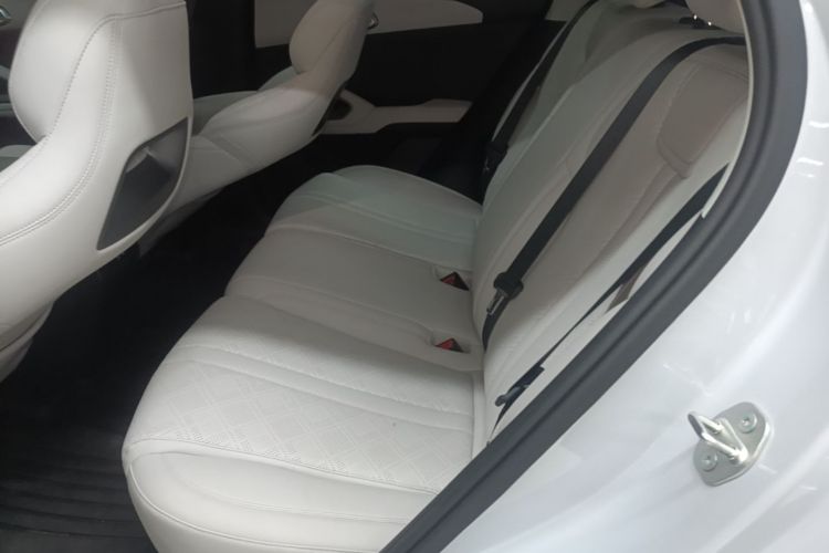 BYD YuanUP 2025 #17 BYD YuanUP 2025 car image #17