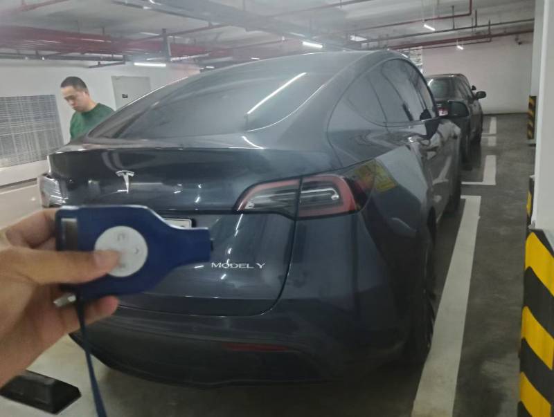 Tesla Model Y 2022 #7 Tesla Model Y 2022 car image #7