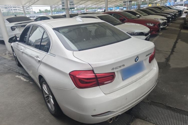 BMW 3 Series 2017 изображение автомобиля #5