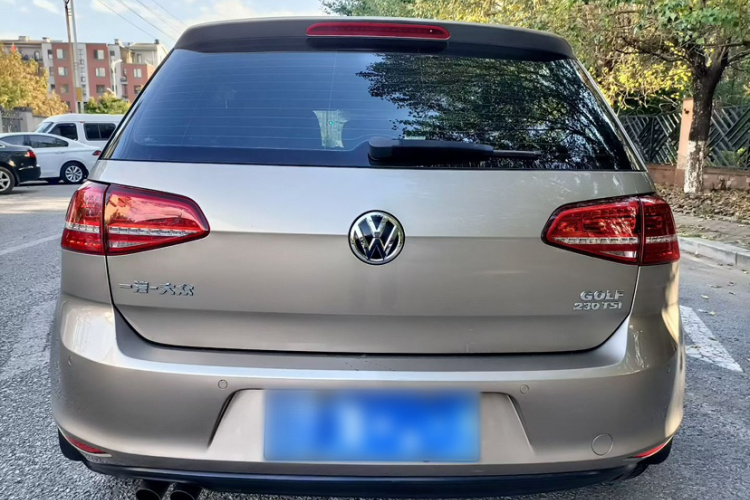 Volkswagen Golf 2016 car image #7