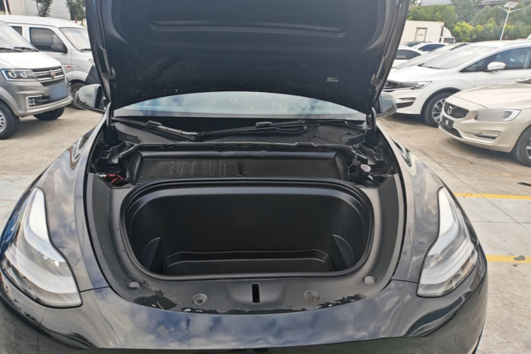 Tesla Model Y 2023 #20 Tesla Model Y 2023 car image #20