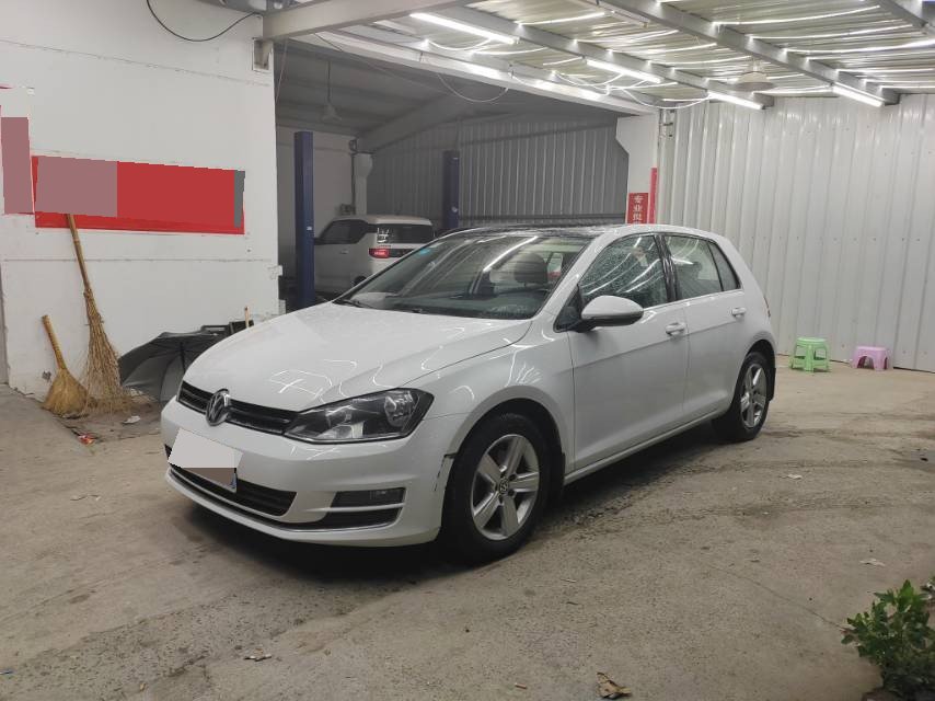 Volkswagen Golf 2015 car image 