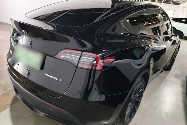 Tesla Model Y 2022 #7 Tesla Model Y 2022 car image #7