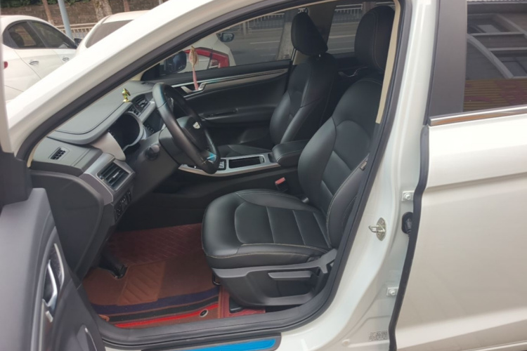 GEELY Emgrand GL 2019 car image #15
