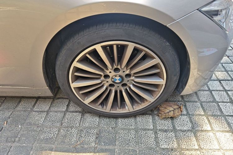 BMW 3 Series 2019 #9 BMW 3 Series 2019 car image #9