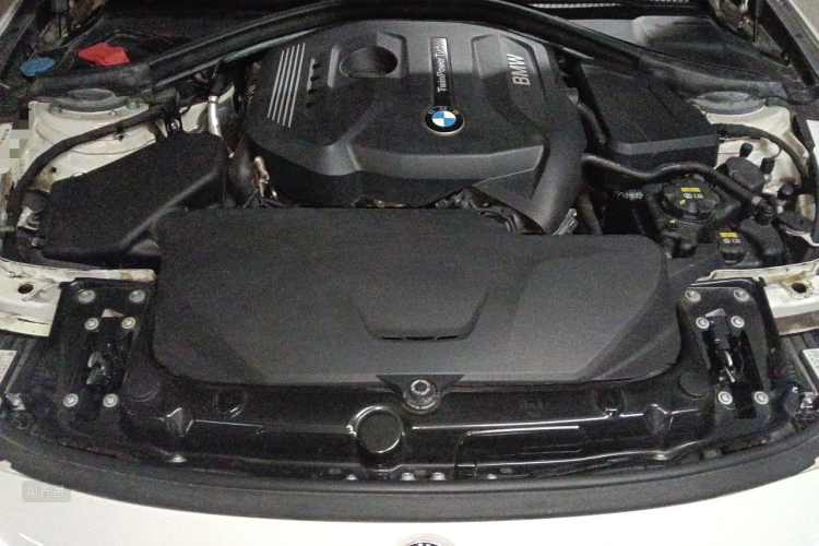 BMW 3 Series 2018 #22 BMW 3 Series 2018 car image #22