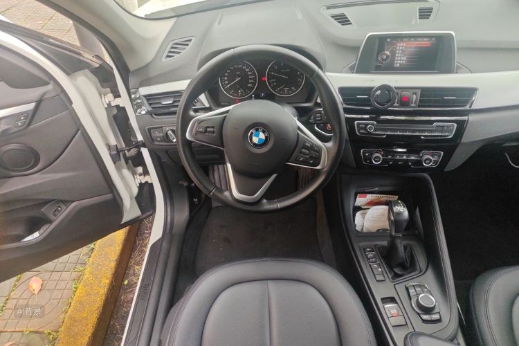 BMW X1 2017 car image #12