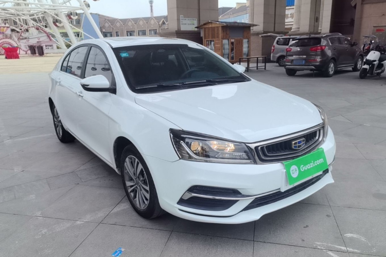 GEELY Emgrand 2019 #4 GEELY Emgrand 2019 car image #4