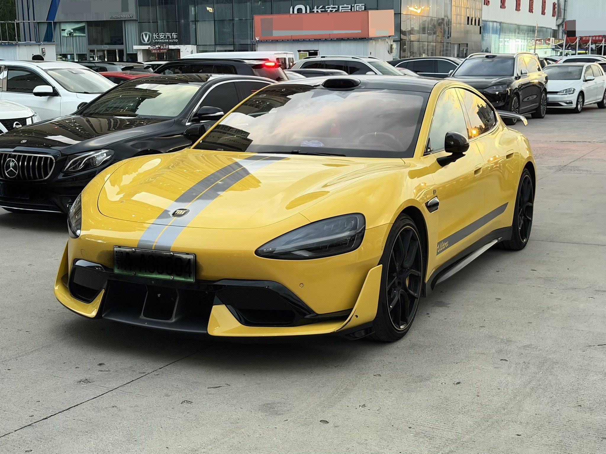 MI SU7 Ultra 2025 car image 