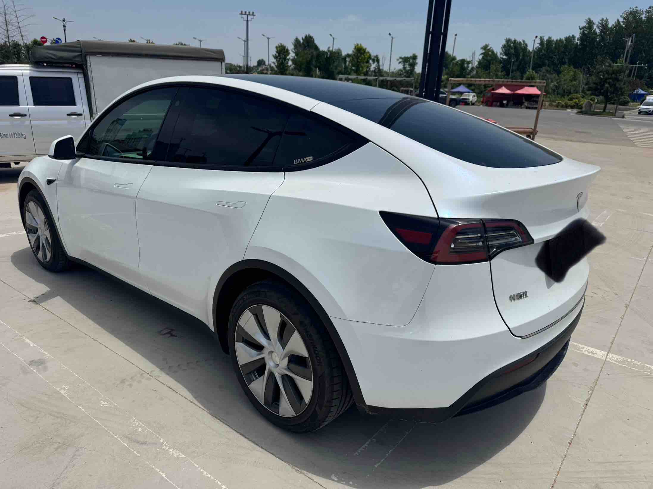 Tesla Model Y 2021 #7 Tesla Model Y 2021 car image #7