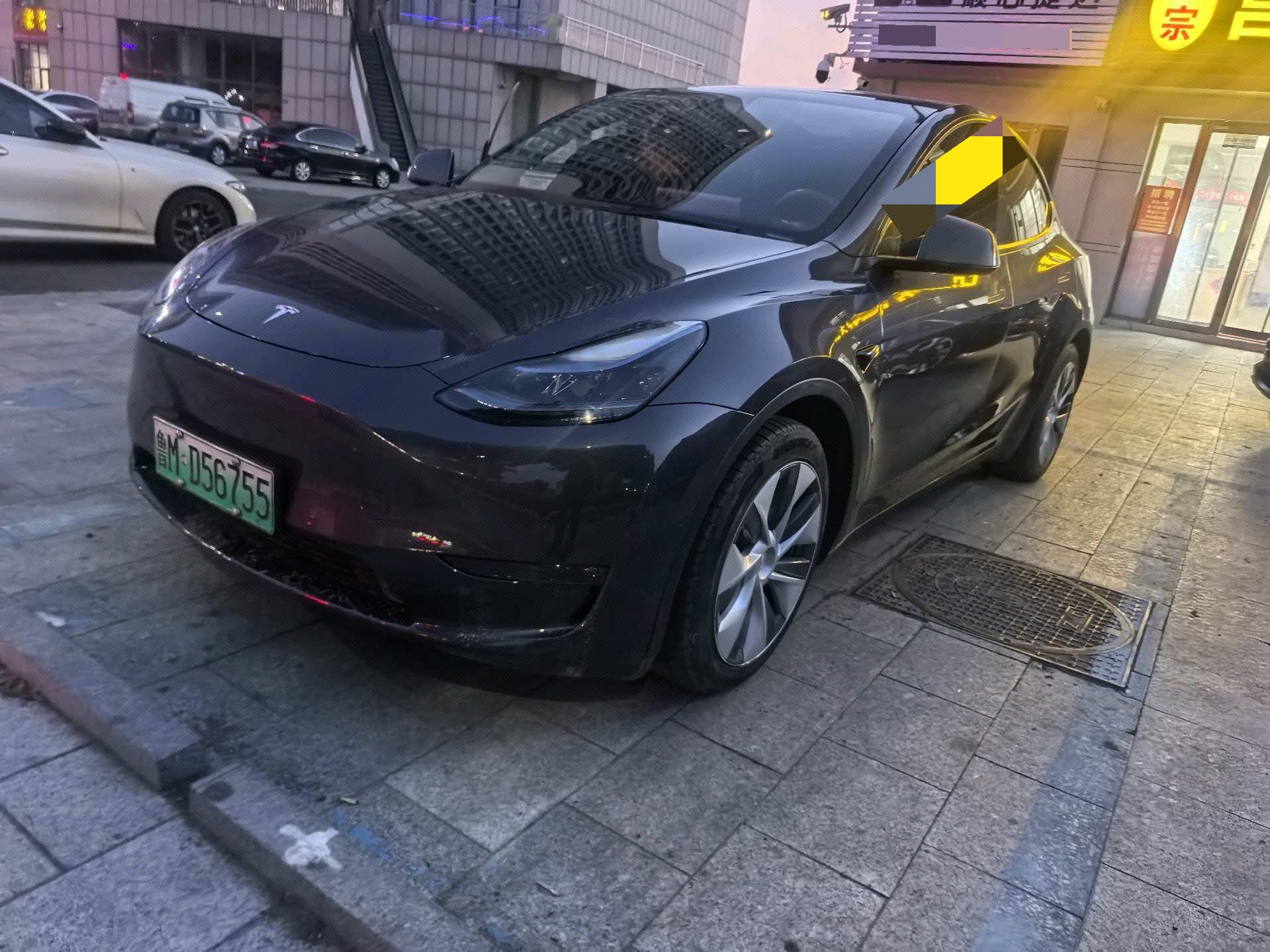 Tesla Model Y 2021 car image 