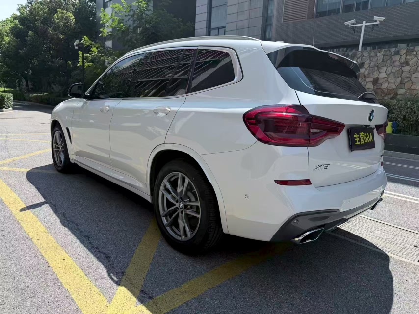 BMW X3 2021 #6 BMW X3 2021 car image #6