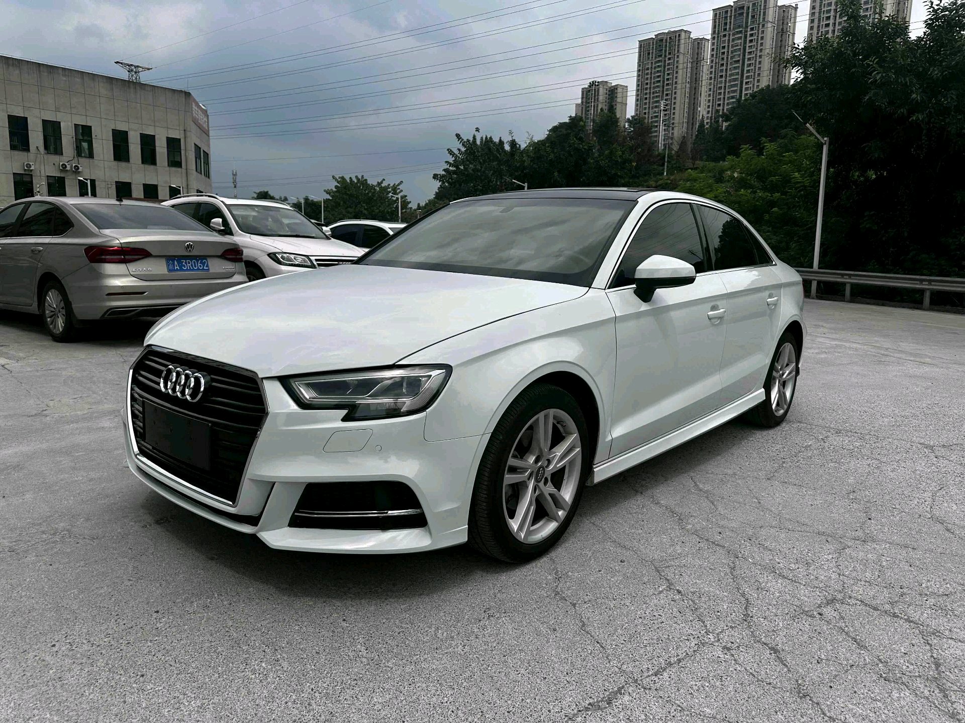 2019 2019 car image