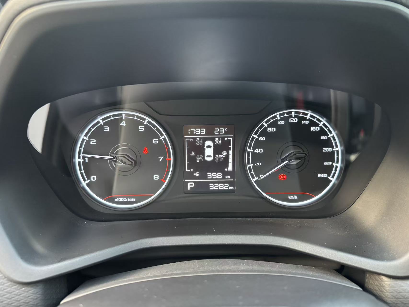 GEELY Emgrand 2025 #7 GEELY Emgrand 2025 car image #7