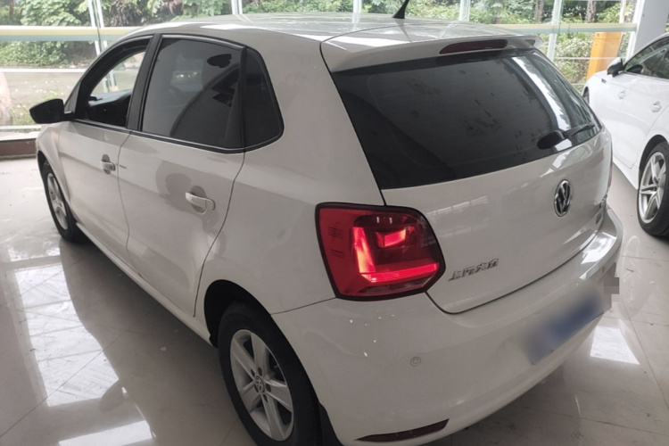 Volkswagen Polo 2017 #5 Volkswagen Polo 2017 car image #5