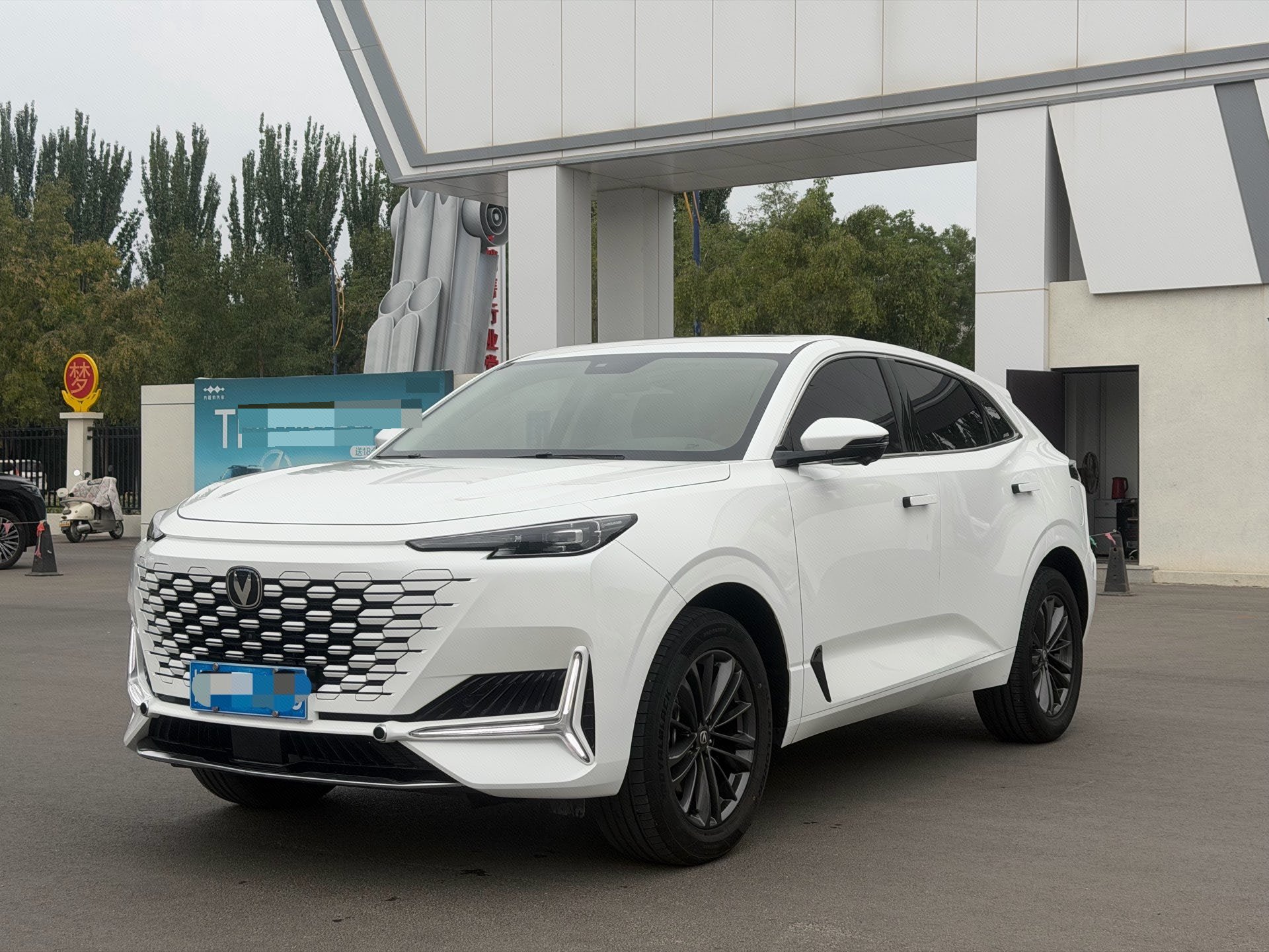 Changan UNI-K 2023 car image 