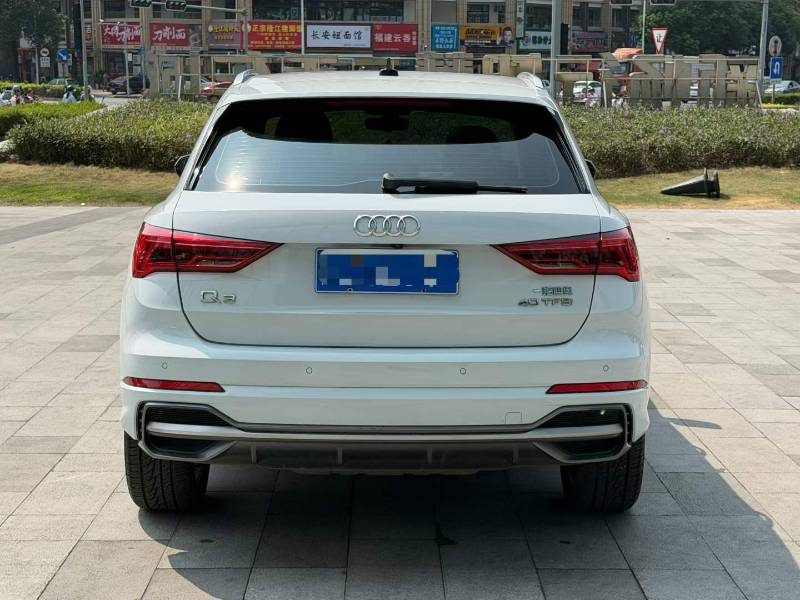 Audi Q3 2021 #5 Audi Q3 2021 صورة سيارة #5