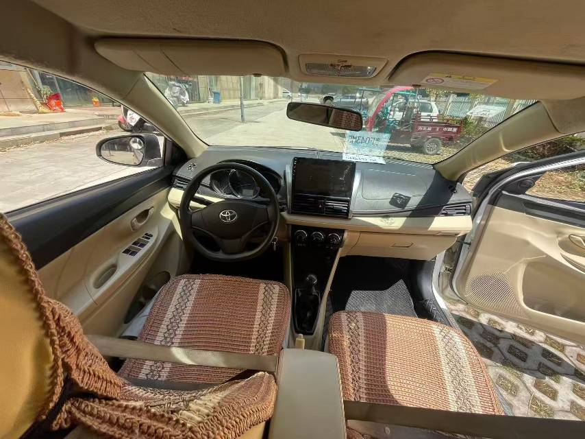 Toyota Vios 2015 изображение автомобиля #9