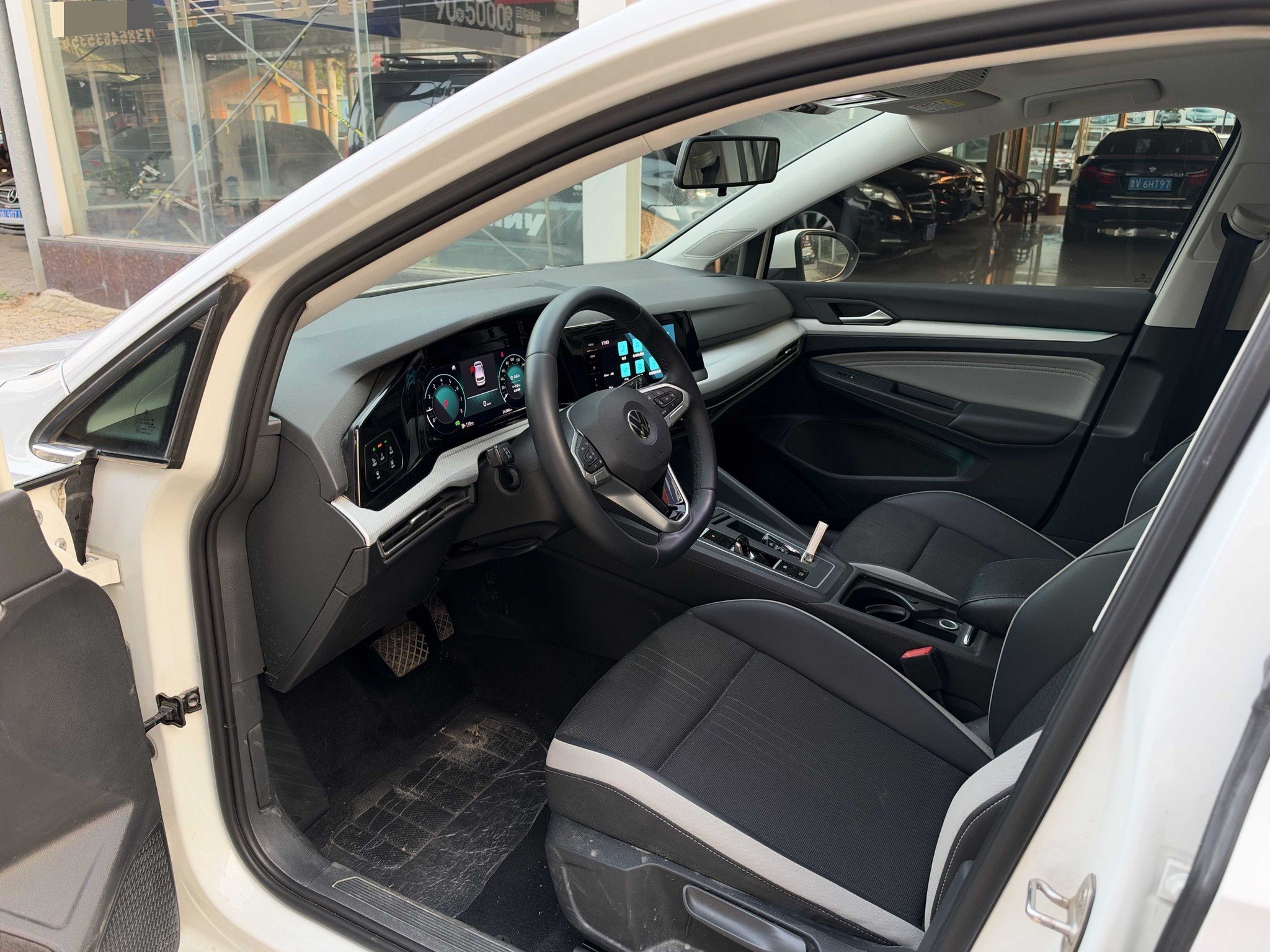 Volkswagen Golf 2022 #3 Volkswagen Golf 2022 صورة سيارة #3