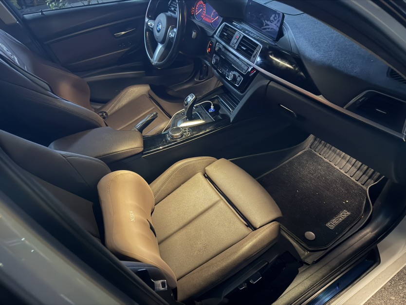 BMW 3 Series 2018 #6 BMW 3 Series 2018 car image #6