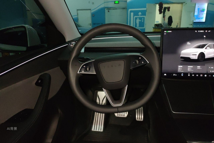 Tesla Model Y 2025 #12 Tesla Model Y 2025 car image #12