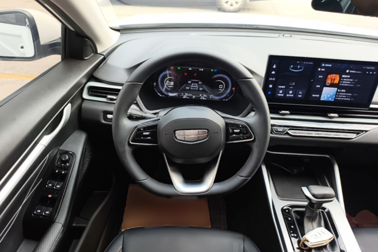 GEELY Emgrand 2024 immagine di auto #11