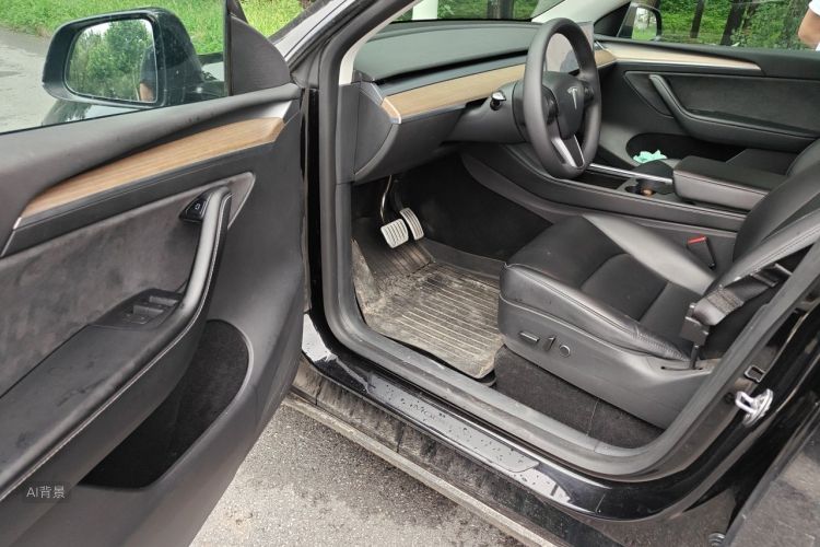Tesla Model Y 2022 #18 Tesla Model Y 2022 car image #18