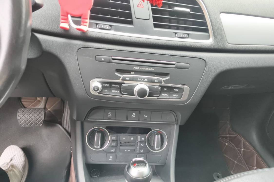 Audi Q3 2017 #26 Audi Q3 2017 car image #26