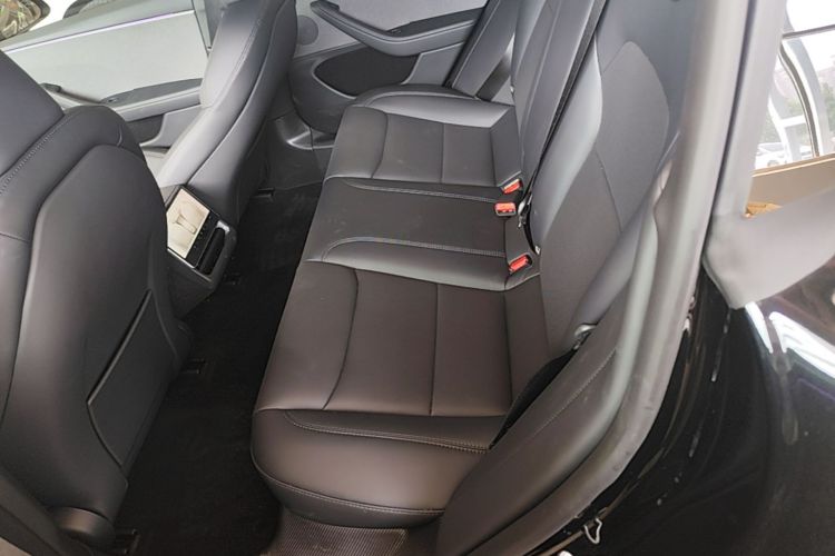 Tesla Model 3 2026 car image #17
