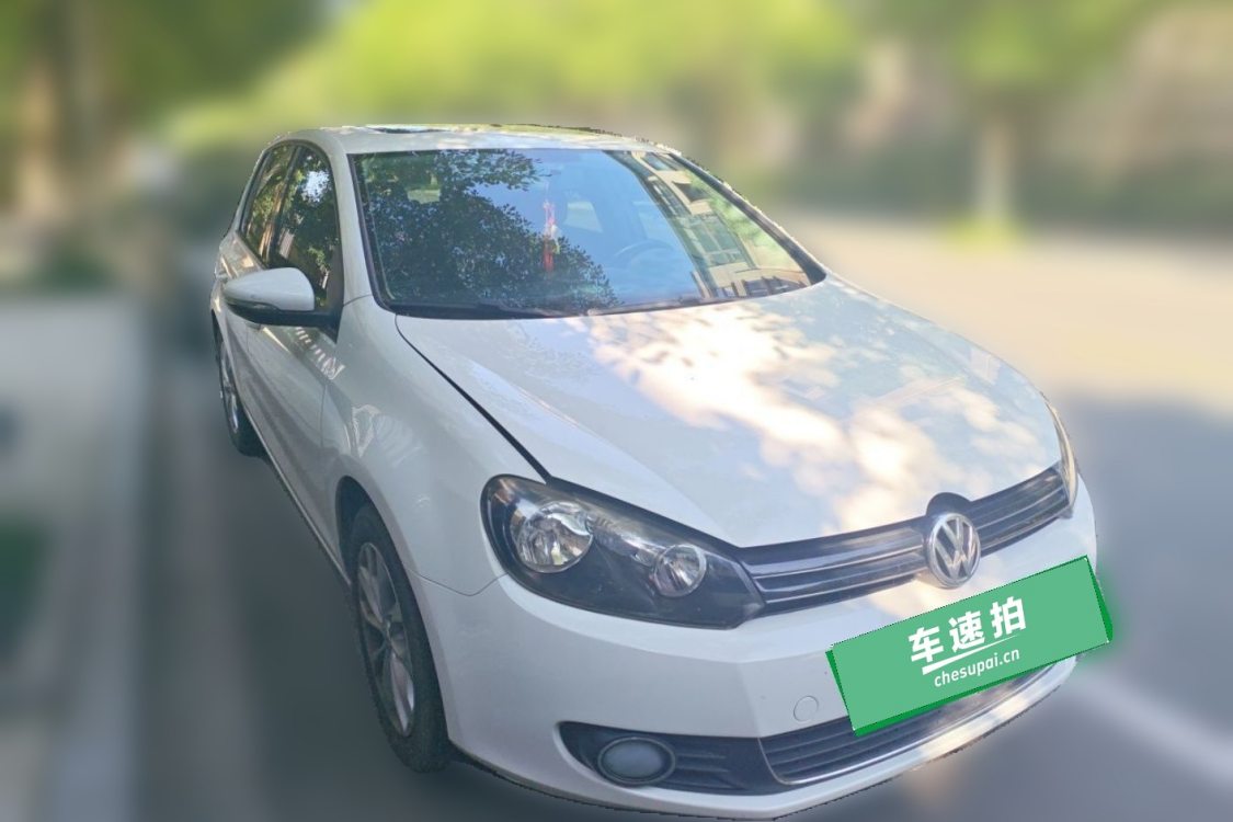 Volkswagen Golf 2014 car image #2