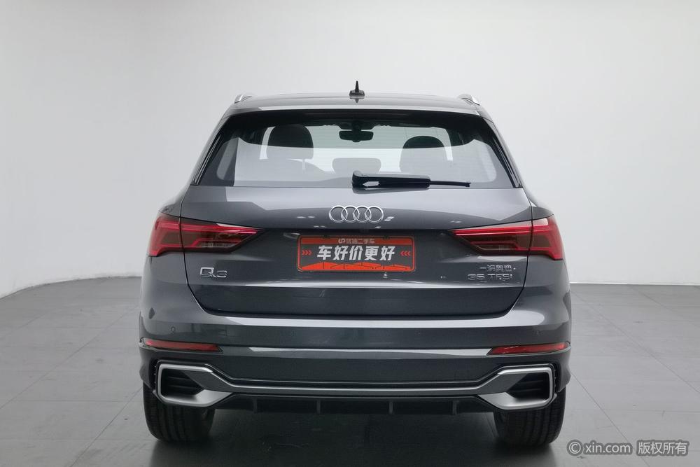 Audi Q3 2025 car image #3