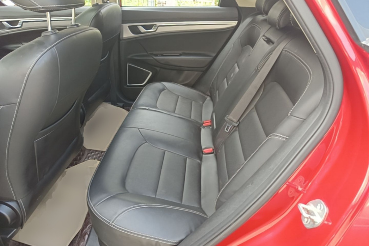 GEELY Emgrand GS 2020 #17 GEELY Emgrand GS 2020 car image #17