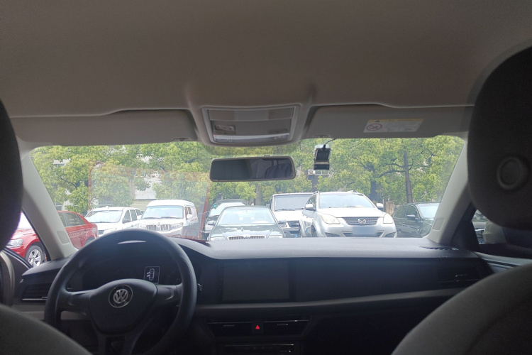 Volkswagen Lavida 2020 car image #15