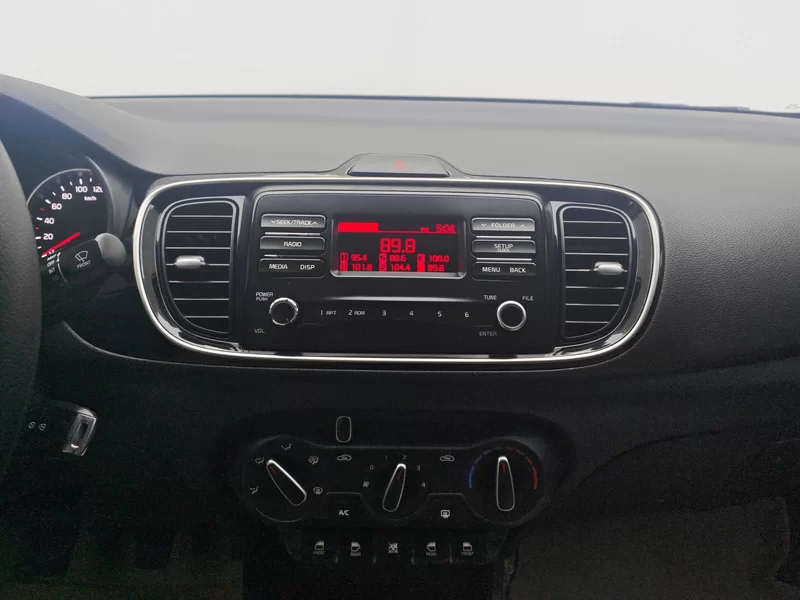 Kia Pegas 2018 imagen de coche #13