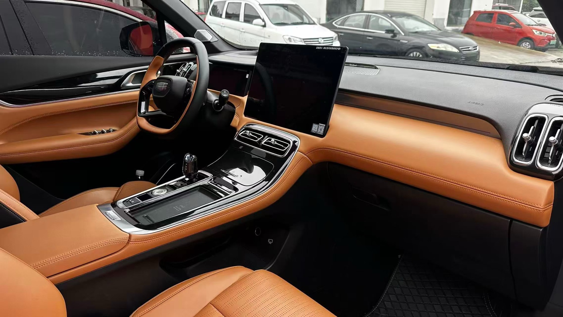 GEELY Boyue L 2025 car image #11