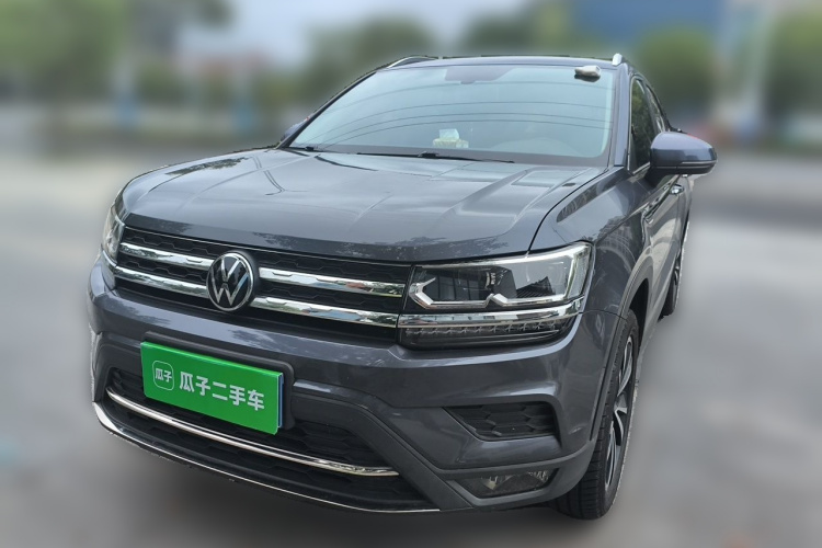 Volkswagen Tharu 2021 car image #2