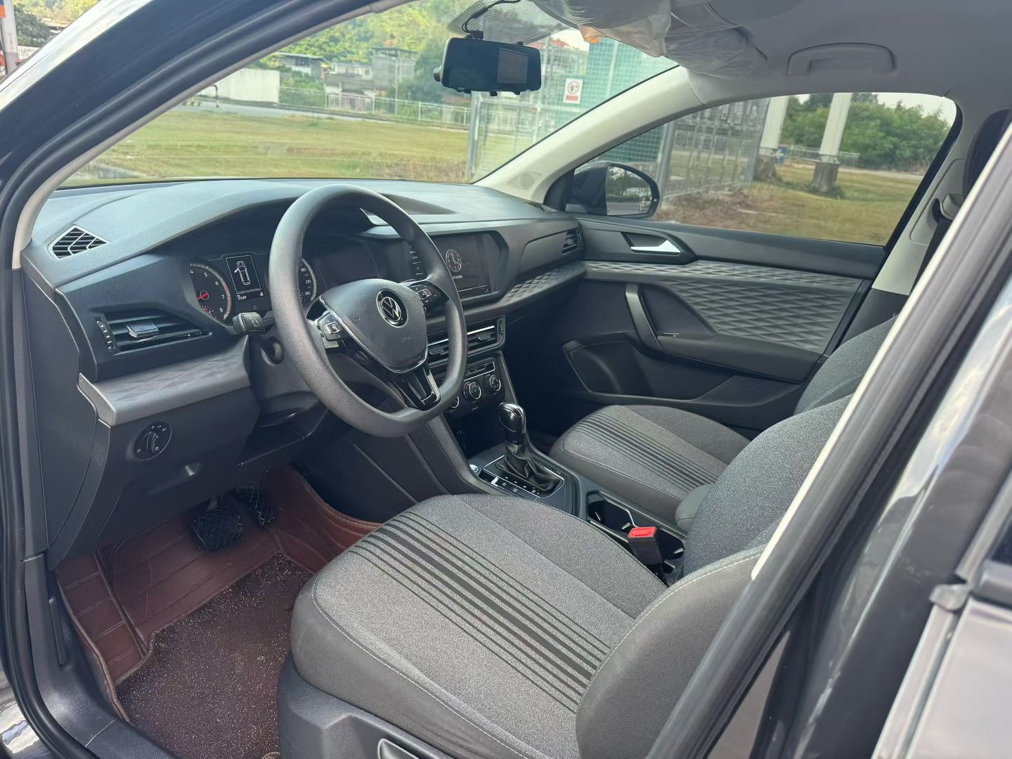 2022 immagine di auto #4