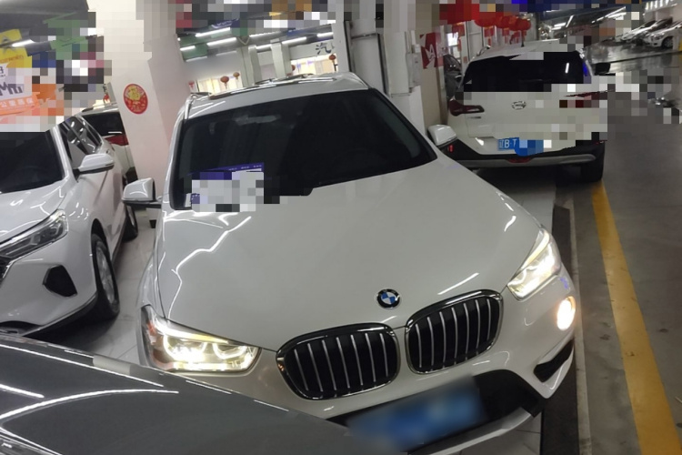 BMW X1 2018 #4 BMW X1 2018 car image #4