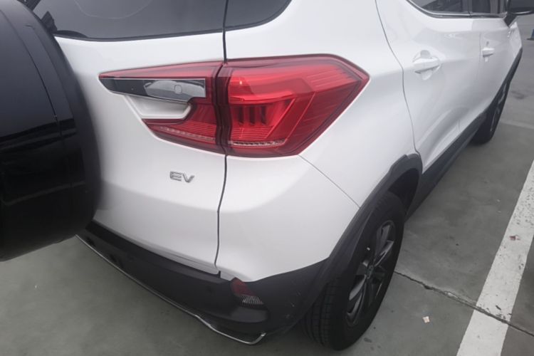 BYD Yuan New Energy 2021 car image #8