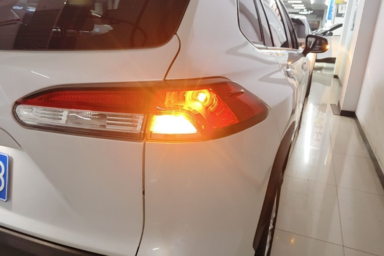 Toyota Corolla Cross 2023 image de voiture #8