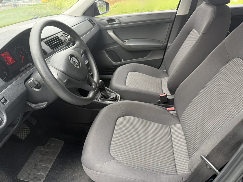 Volkswagen Santana 2019 imagen de coche #4