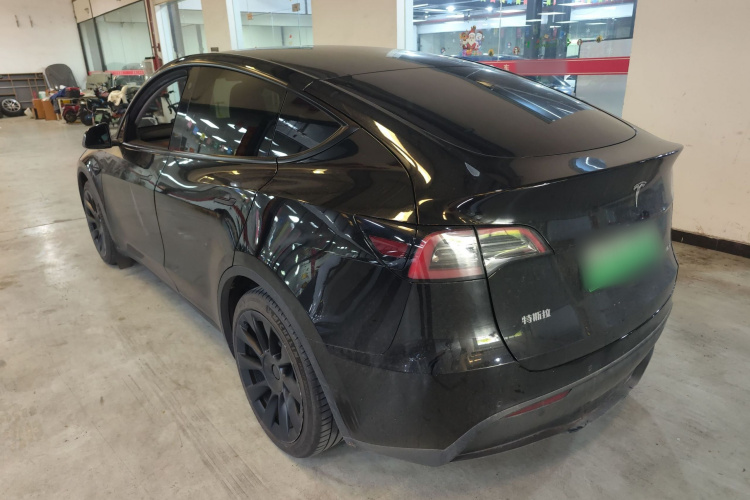 Tesla Model Y 2022 #5 Tesla Model Y 2022 immagine di auto #5