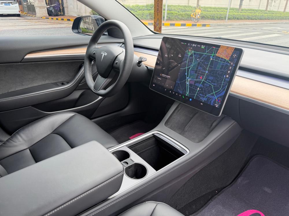 Tesla Model 3 2021 #10 Tesla Model 3 2021 car image #10