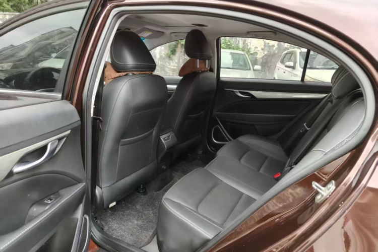 GEELY Emgrand 2020 #14 GEELY Emgrand 2020 image de voiture #14
