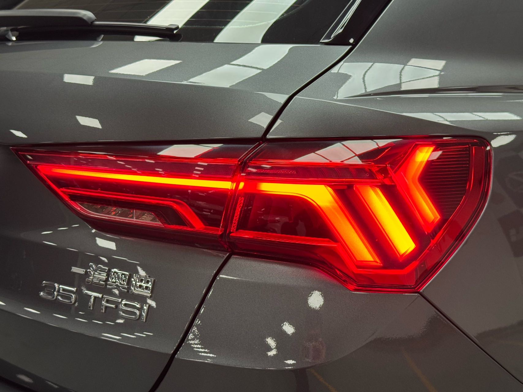 Audi Q3 2021 #20 Audi Q3 2021 car image #20