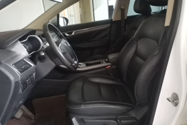 GEELY Emgrand GS 2016 #15 GEELY Emgrand GS 2016 car image #15