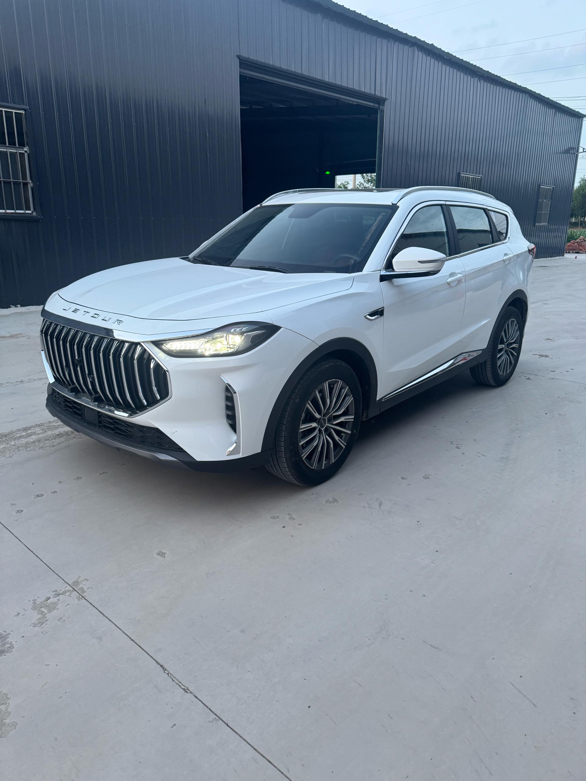 Jetour X70 PLUS 2024 Jetour X70 PLUS 2024 car image