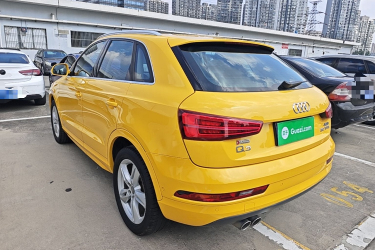 Audi Q3 2016 car image #5