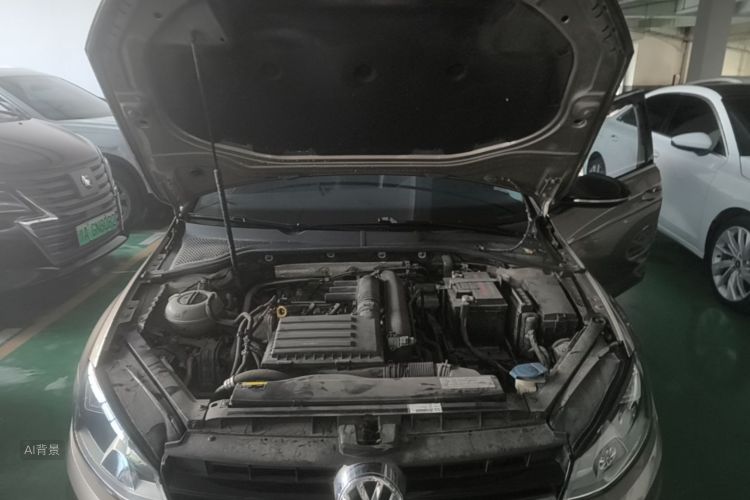 Volkswagen Golf 2017 car image #23